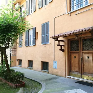 Alex Place Πανσιόν